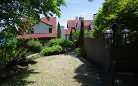 Point Radio Cottage
